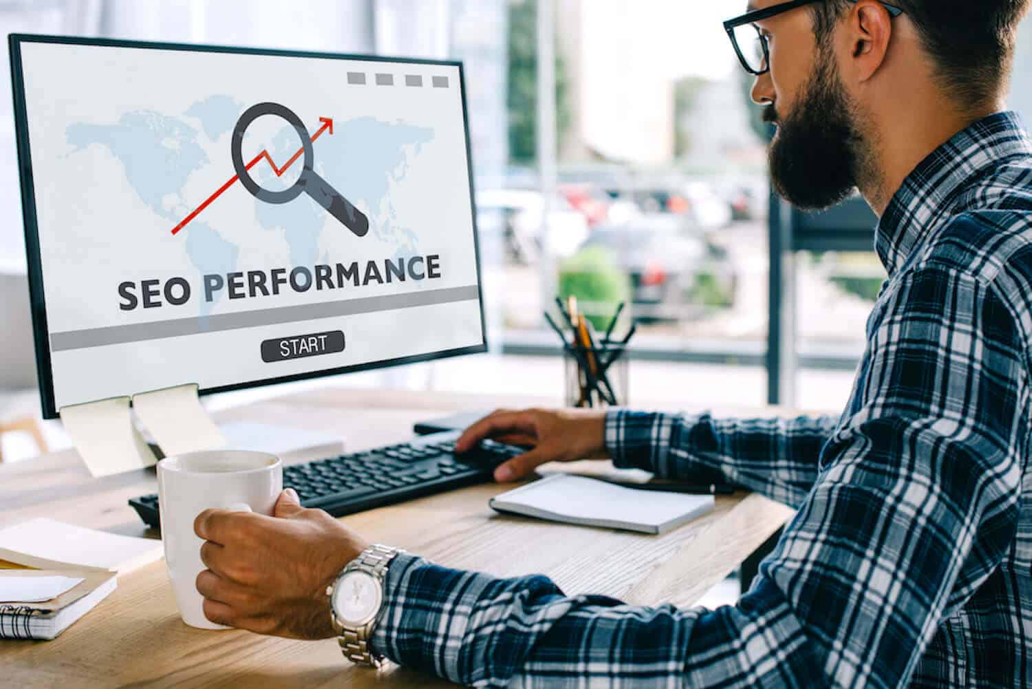 Chandler SEO Company Expert Working On Performance Improvement