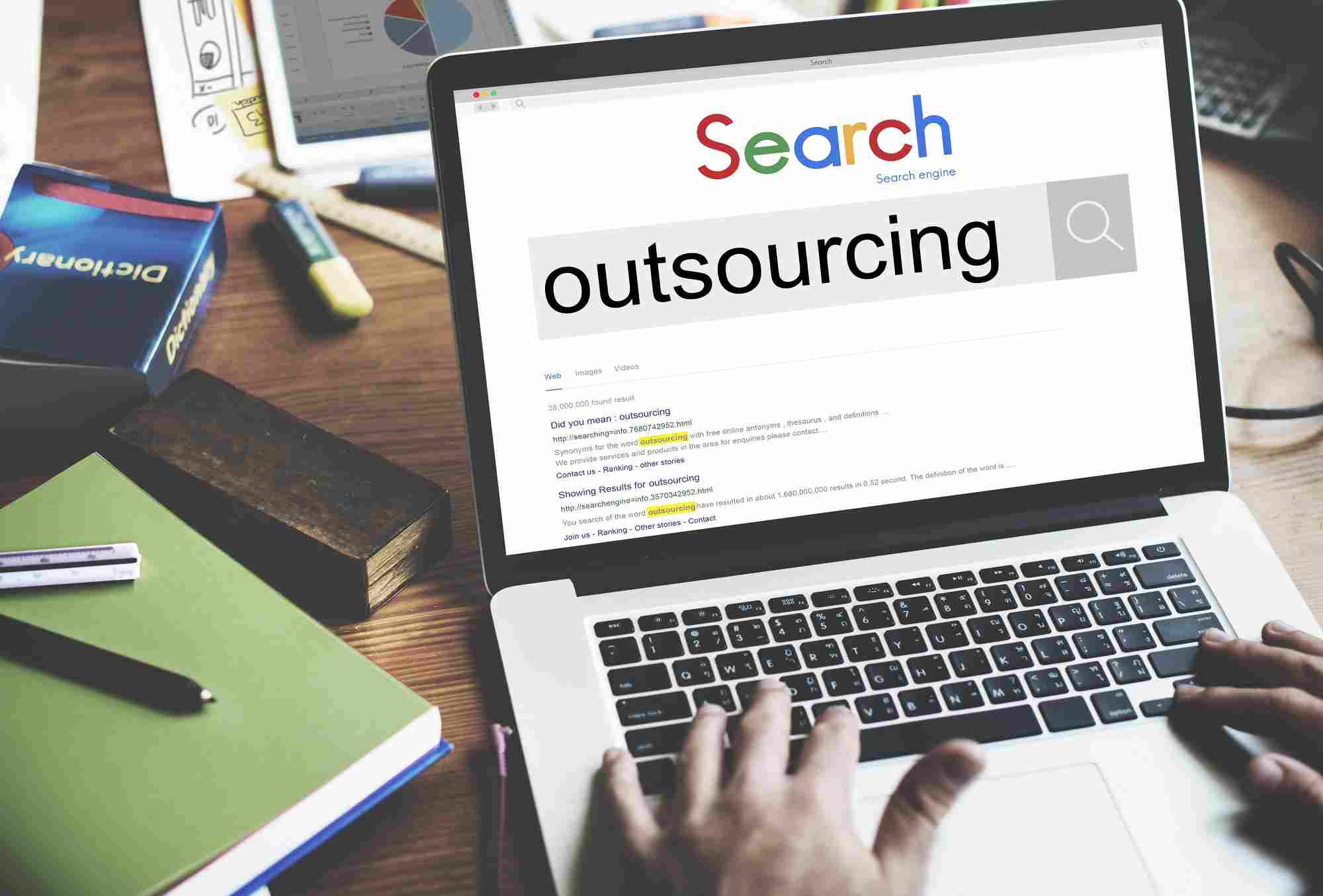 what is seo outsourcing